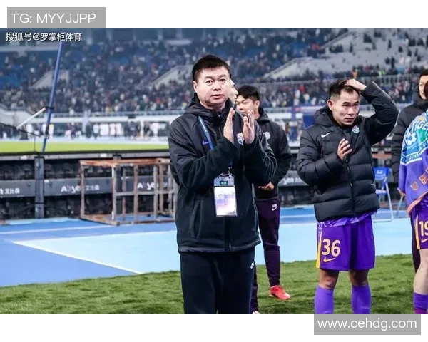 足球明星因代购球衣遭扣押引发热议球迷纷纷表达支持与质疑