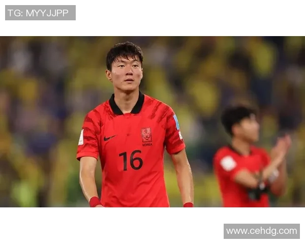 足球明星家庭暴力事件曝光妻子遭殴打视频引发社会广泛关注与讨论