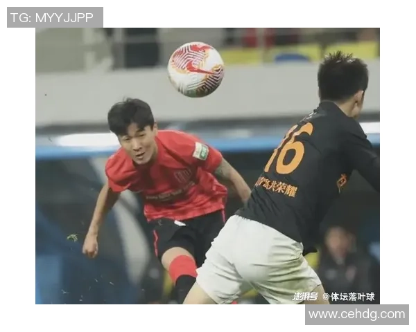 足球明星李天成的成长历程与辉煌成就全景解析