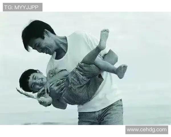 足球明星温情瞬间与孩子同框展现父爱无疆的幸福时刻